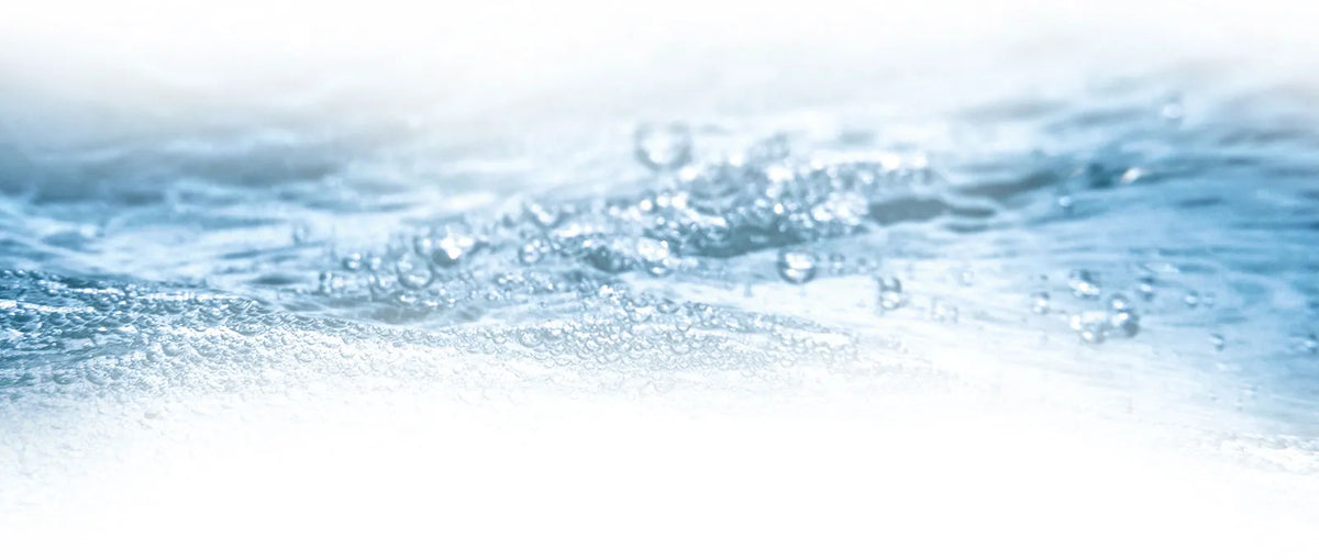 What does water taste like?